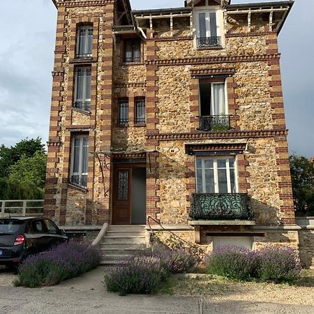 Logement A 20 Min De Paris Avec Parking Gratuit Eaubonne Dış mekan fotoğraf